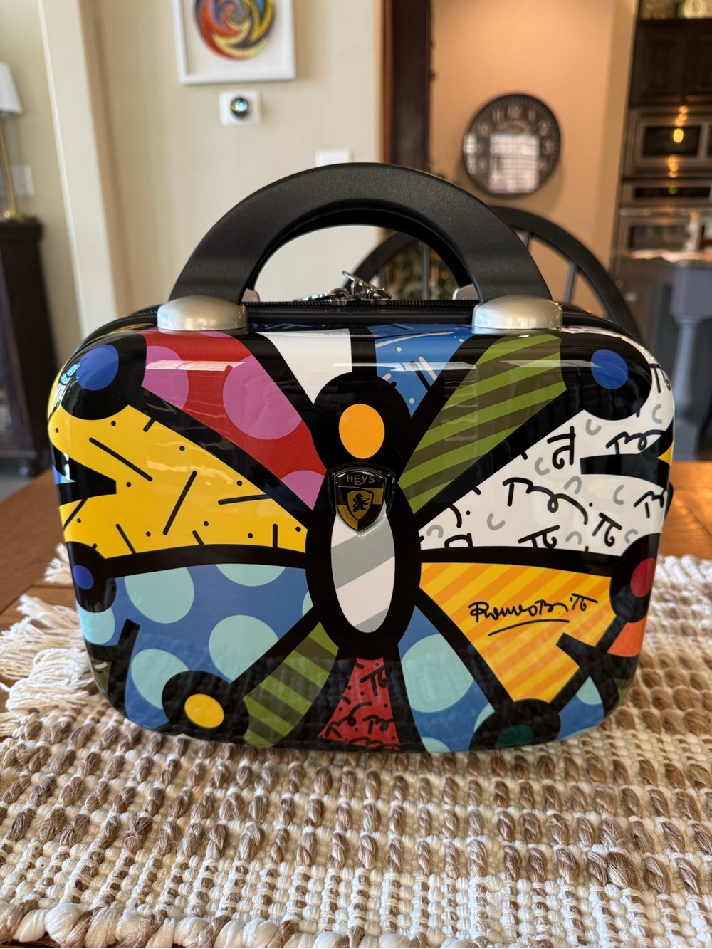 HEYs Colorful Pop-Art Butterfly Beauty Hard Carry-On Train Case